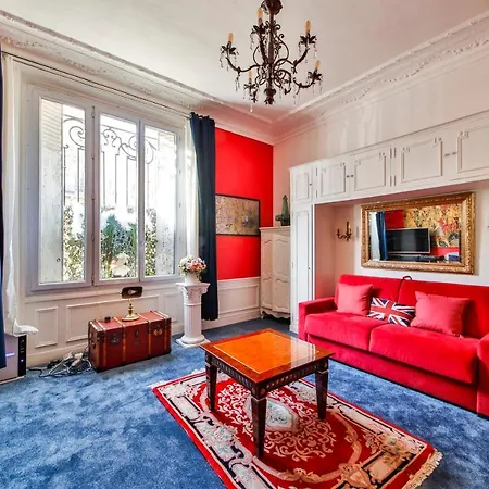 #arc Detriomphe #trocadero #style Haussmanien#ac Apartment